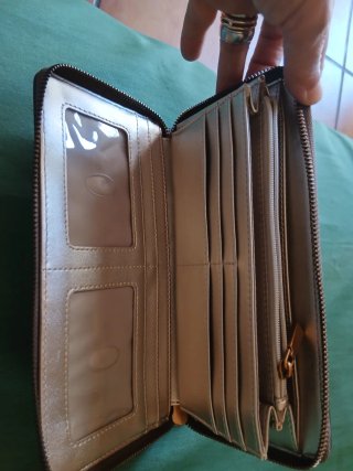 Cartera Guess Grande Marrón .Original