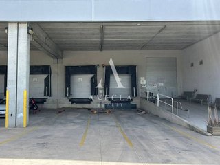 Nave industrial en alquiler en Sant Esteve Sesrovires
