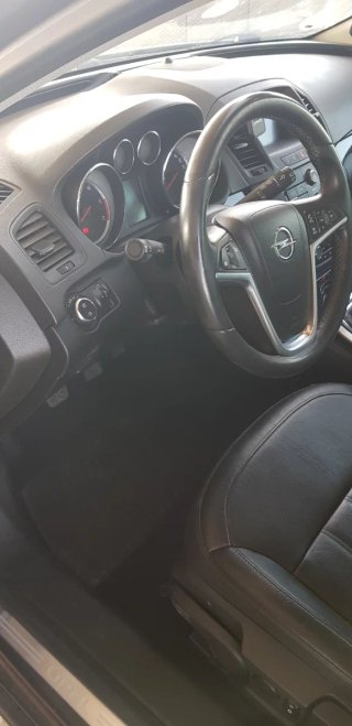 Opel Insignia 2010
