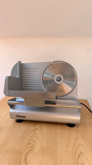 Cortafiambres Eléctrico Tristar