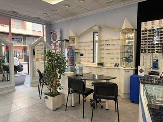 Local comercial en alquiler en Corrales de Buelna (Los)