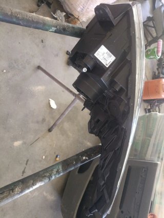 Faro Delantero Vivaro/Trafic 26010-0146R