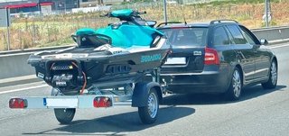 NUEVO: Remolque para motos de agua