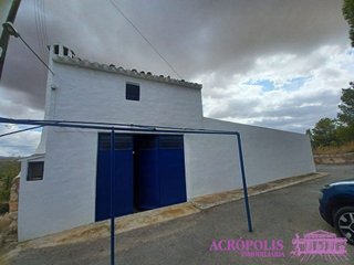 Chalet en venta en Yecla