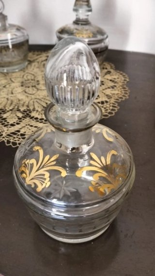 Juego tocador cristal dorado 3 piezas