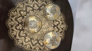 Juego tocador cristal dorado 3 piezas