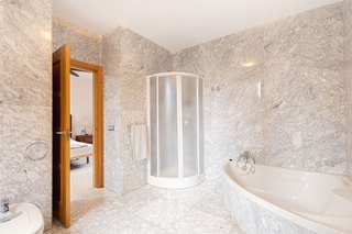 Chalet en venta en Olías del Rey