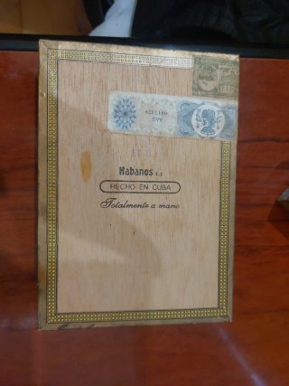 Caja de Puros Montecristo vacía
