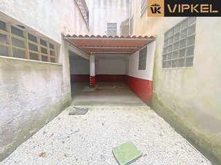 Garaje en venta en Ensanche - Sar en Santiago de Compostela