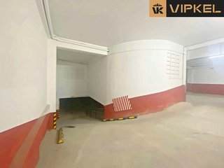 Garaje en venta en Ensanche - Sar en Santiago de Compostela
