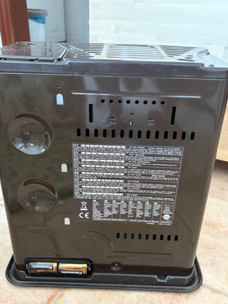 Estufa Parafina Toyoset RS-2210 Marrón