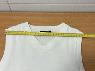 Camiseta blanca mujer sin mangas Massimo Dutti