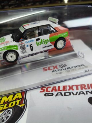 Scalextric Advance Lancia Delta Totip