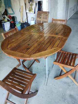 Tavolo Legno Massello Allungabile con 4 Sedie