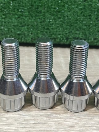 Tornillos antirrobo