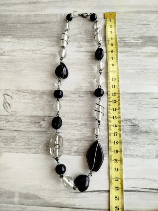 Collar Cuentas Negras y Transparentes