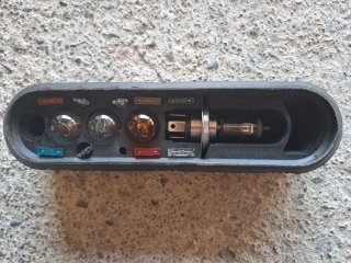Lote 4 juegos bombillas y fusibles para coche.