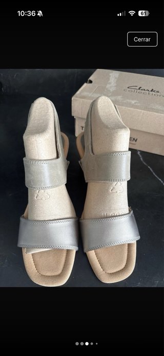 Sandalias Clarks Beige/Plata Cuña