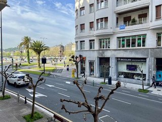 Oficina en alquiler en Gros en San Sebastián-Donostia