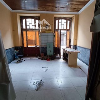 Local comercial en alquiler en Ponteareas