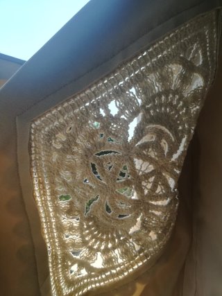 Giacca con pizzo beige e bianco