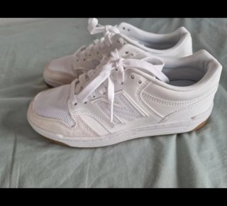 Deportivas New Balance Unisex Blancas/Beige