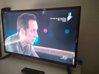 TD SYSTEMS 32 HD Android TV