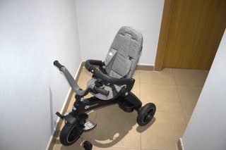Triciclo Kinderkraft Evolutivo Gris