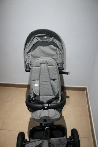 Triciclo Kinderkraft Evolutivo Gris