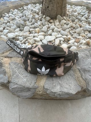Riñonera Adidas Camuflaje Beige y Verde