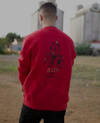 Sudadera Alter Roja con Dibujo de Diablo