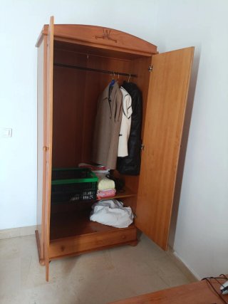 Armario de madera estilo provenzal