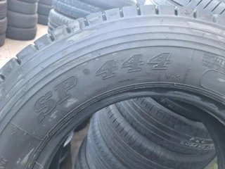 215 75 R 17.5 Dunlop - 1 neumático camión