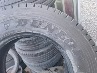 215 75 R 17.5 Dunlop - 1 neumático camión