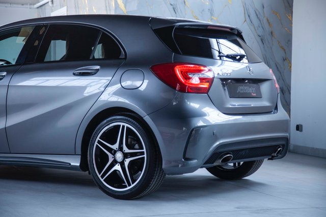 Mercedes-Benz Clase A A 200 AMG Line