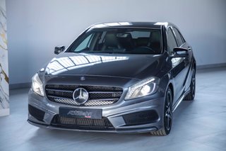 Mercedes-Benz Clase A A 200 AMG Line
