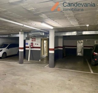 Garaje en venta en Zuera