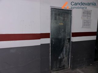 Garaje en venta en Zuera