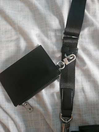 Bolso Guess Negro Hombre