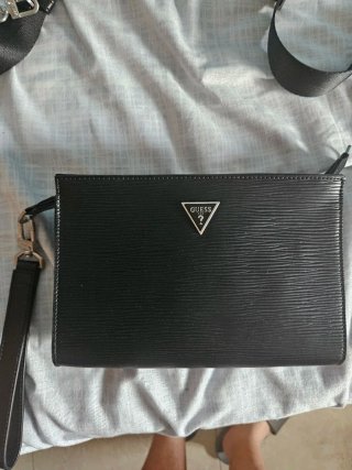 Bolso Guess Negro Hombre