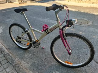 Bicicleta BTWIN casi sin uso