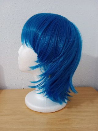 Peluca corta azul estilo anime