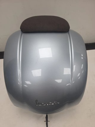 Baúl Vespa original Plata con Llave