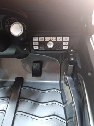 Coche eléctrico infantil 12V