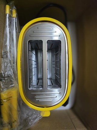 Tostadora De'Longhi 550W con pinzas