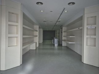 Local comercial en alquiler en Los Remedios en Sevilla