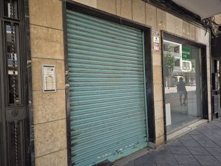 Local comercial en alquiler en Los Remedios en Sevilla