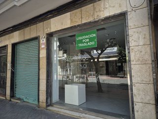 Local comercial en alquiler en Los Remedios en Sevilla