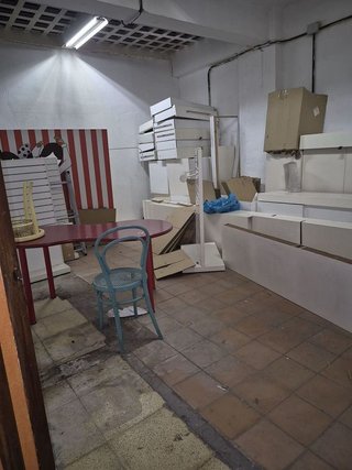 Local comercial en alquiler en Los Remedios en Sevilla