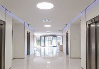 Oficina en alquiler en La Florida - El Plantío en Madrid